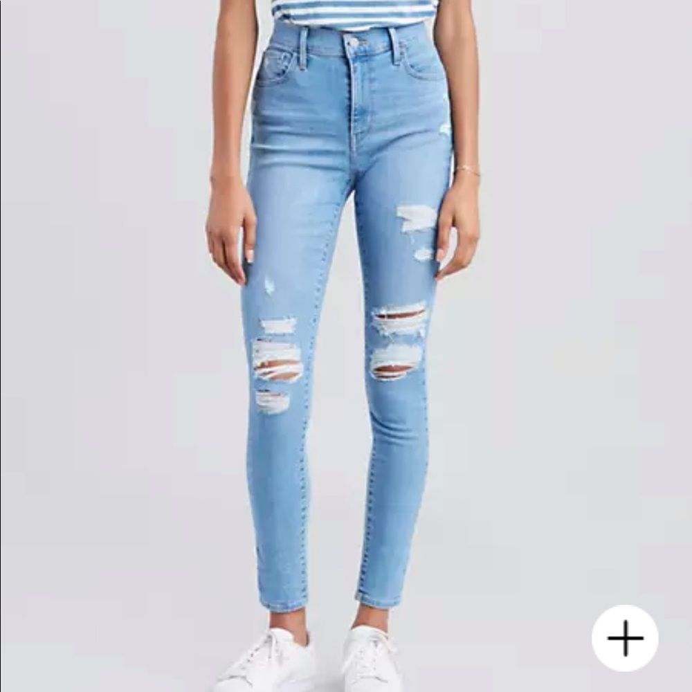 Levi skinny jeans